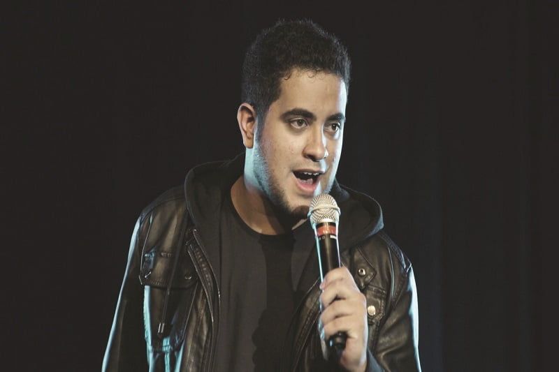 Dihh Lopes apresenta stand up no Teatro Municipal