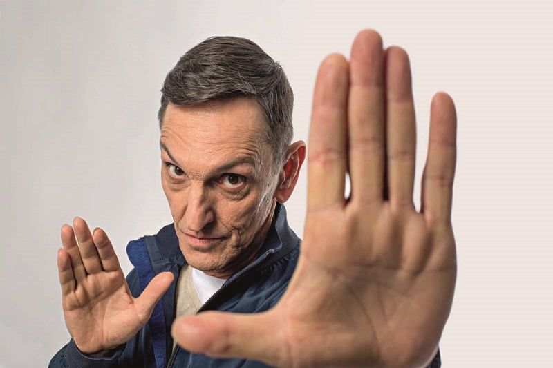 Paulo Miklos se apresenta no TMB nesta sexta (16)