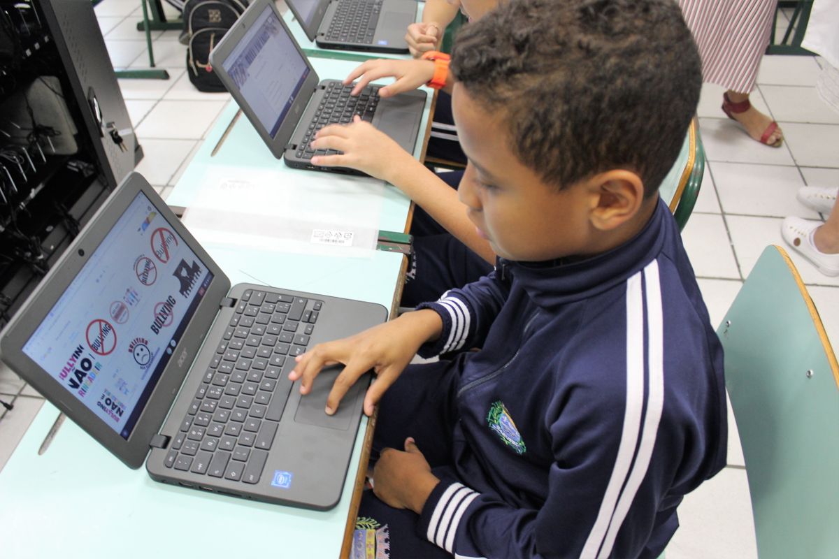 Abre - educação