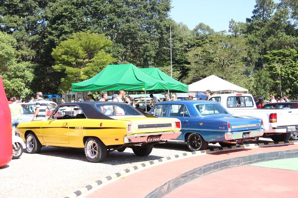 evento-antigos-e-especiais-e-a-atracao-neste-domingo-no-parque-ecologico-0