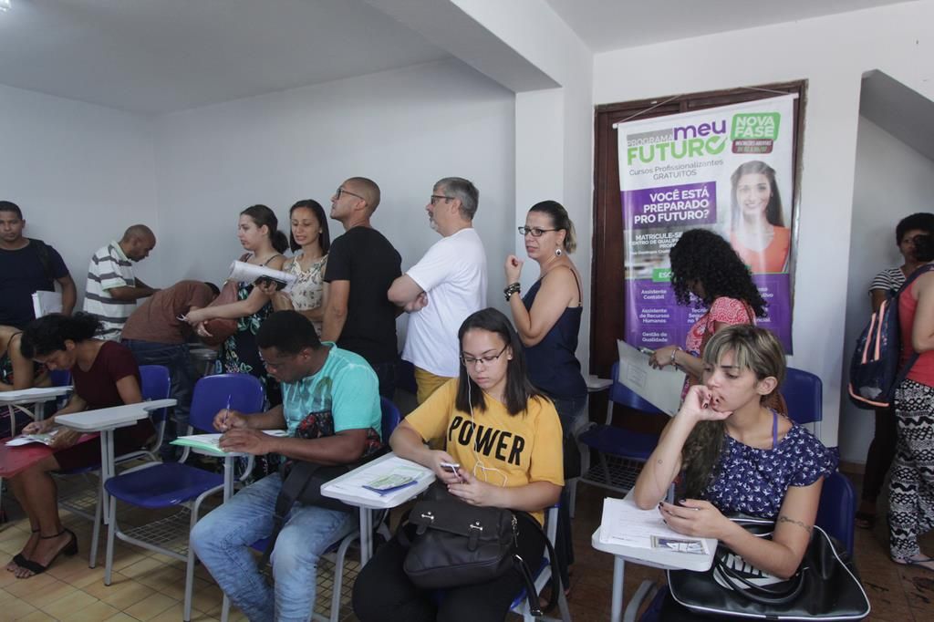 com-novos-cursos-de-folha-de-pagamento-e-coaching-meu-futuro-chega-10-fase-0