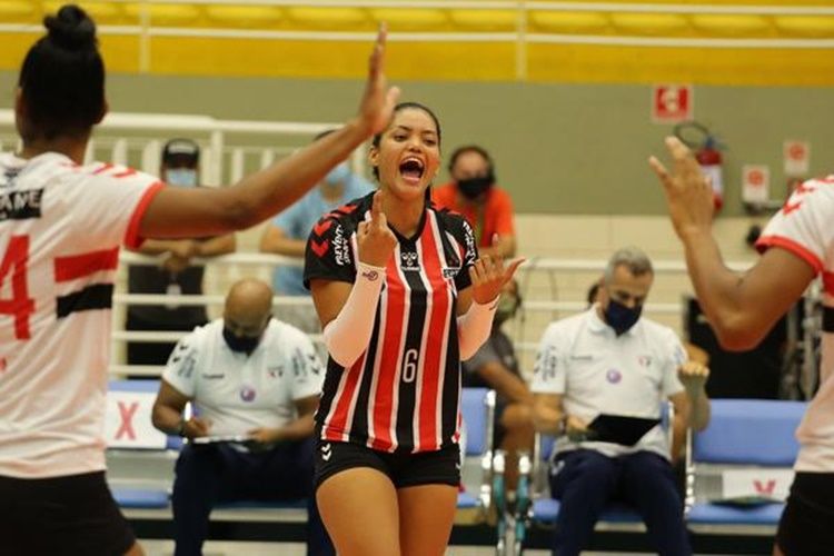 São Paulo-Barueri vence Sesc Flamengo por 3 X 0