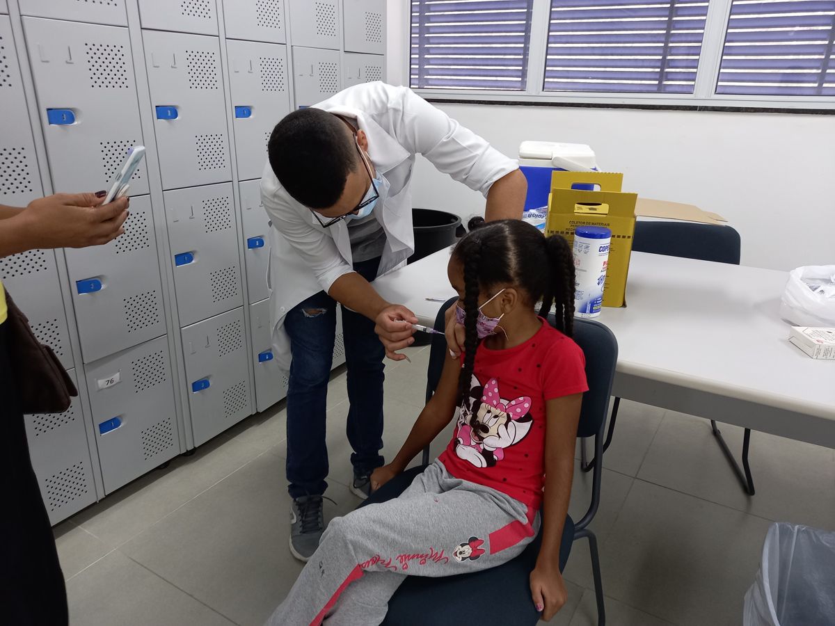 Vacinação de crianças covid