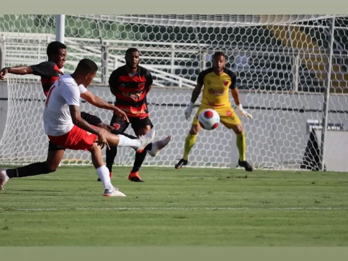 Oeste joga com a Portuguesa