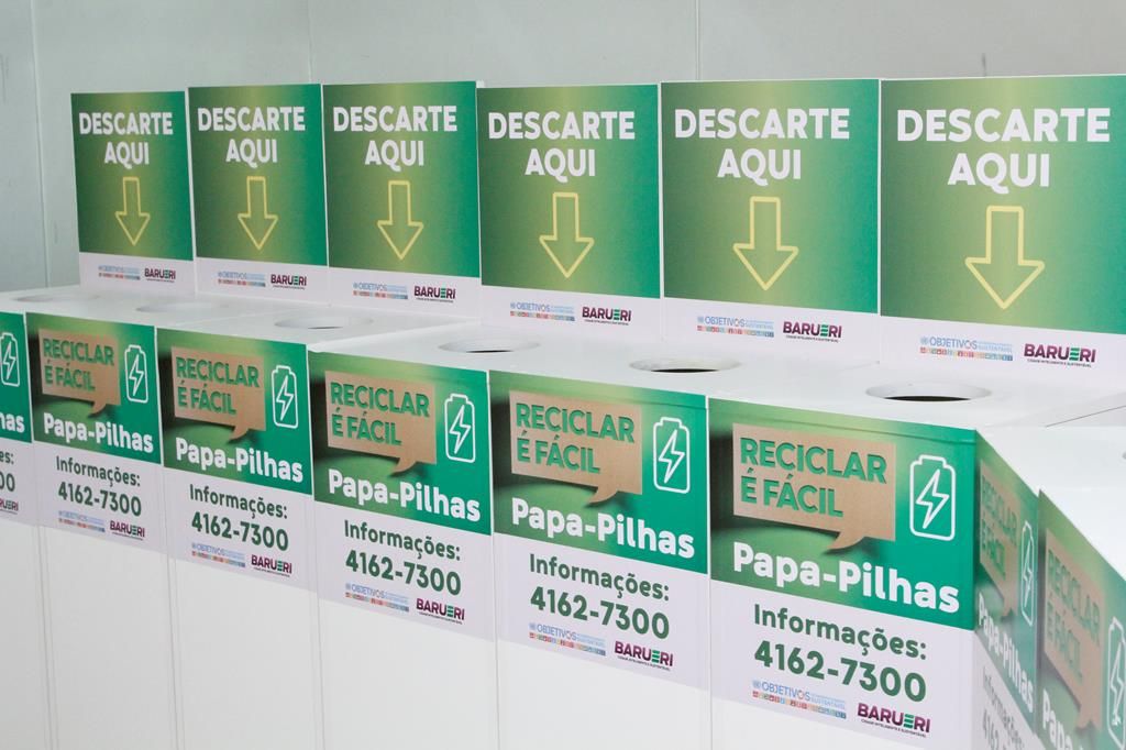 Papa-pilhas são distribuídos em diversos pontos de Barueri