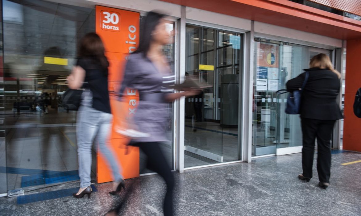 bancos feriado
