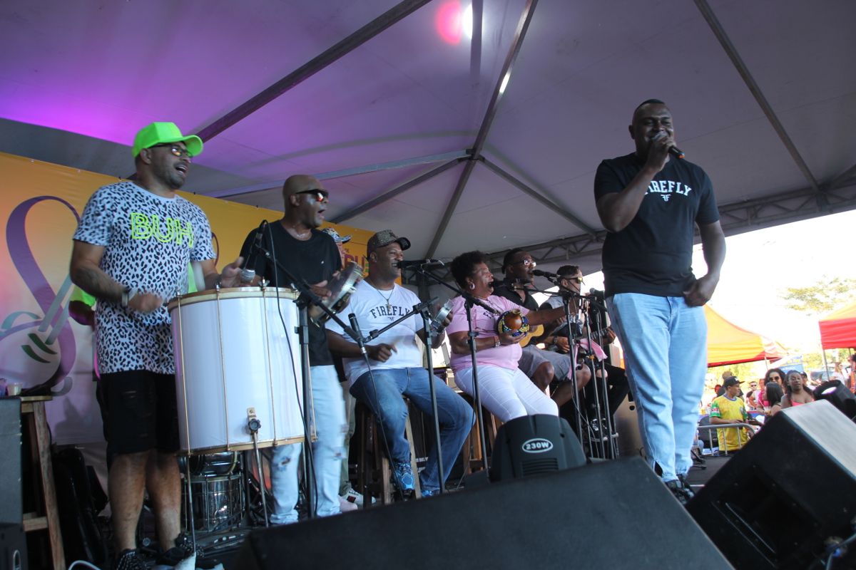 Samba na Praça Barueri