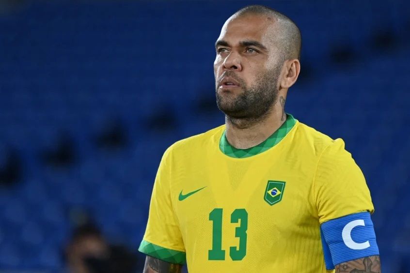 Daniel Alves jogo brasil copa
