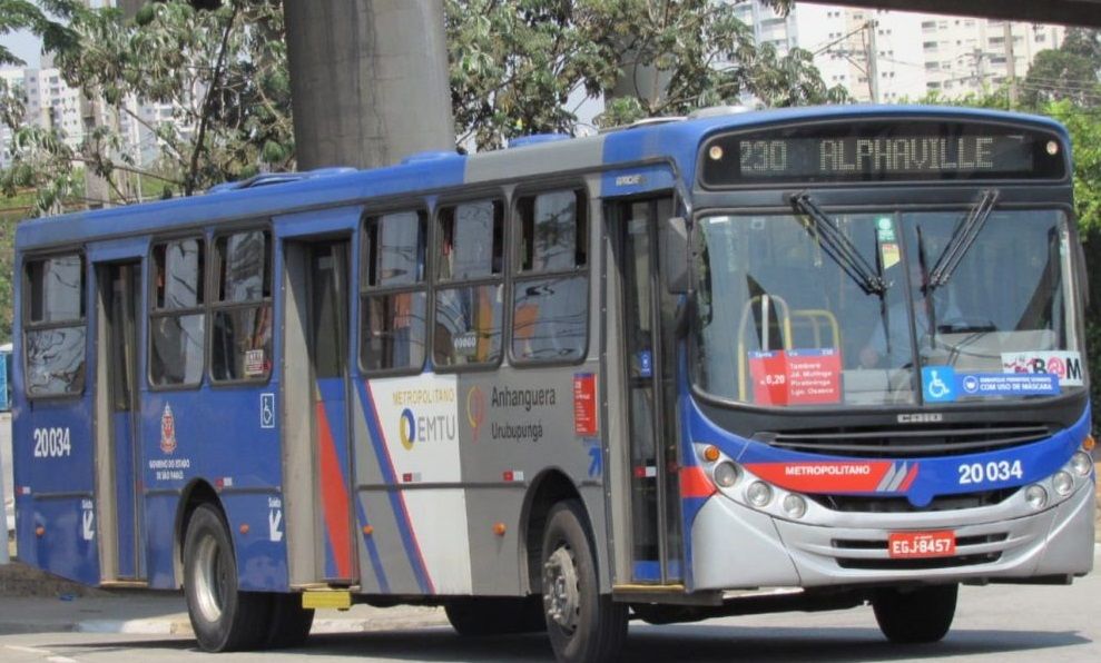 ônibus EMTU