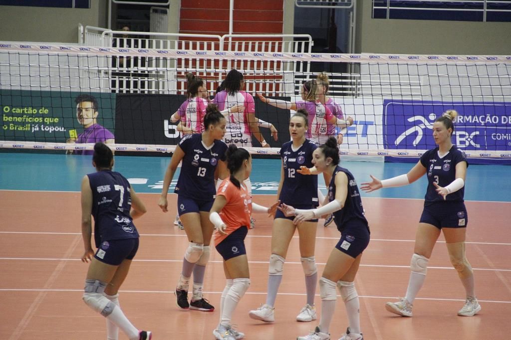 Vôlei Barueri Praia Clube