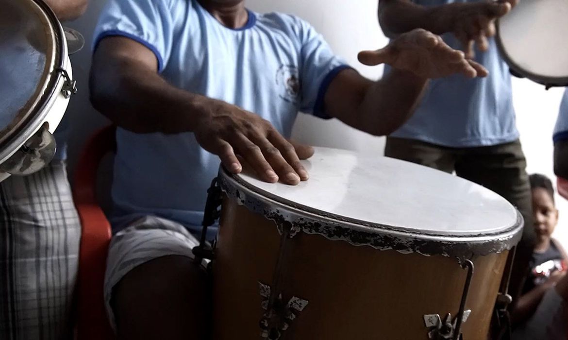 samba na praça Barueri
