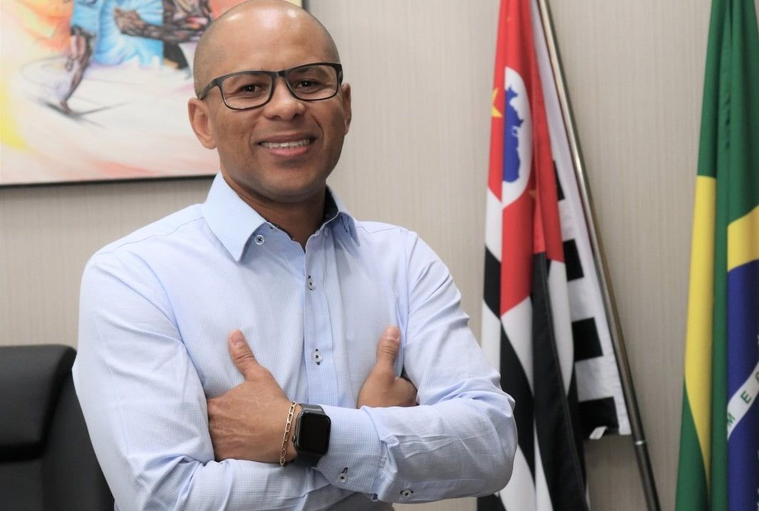 vereador helio jr gordofobia pl barueri