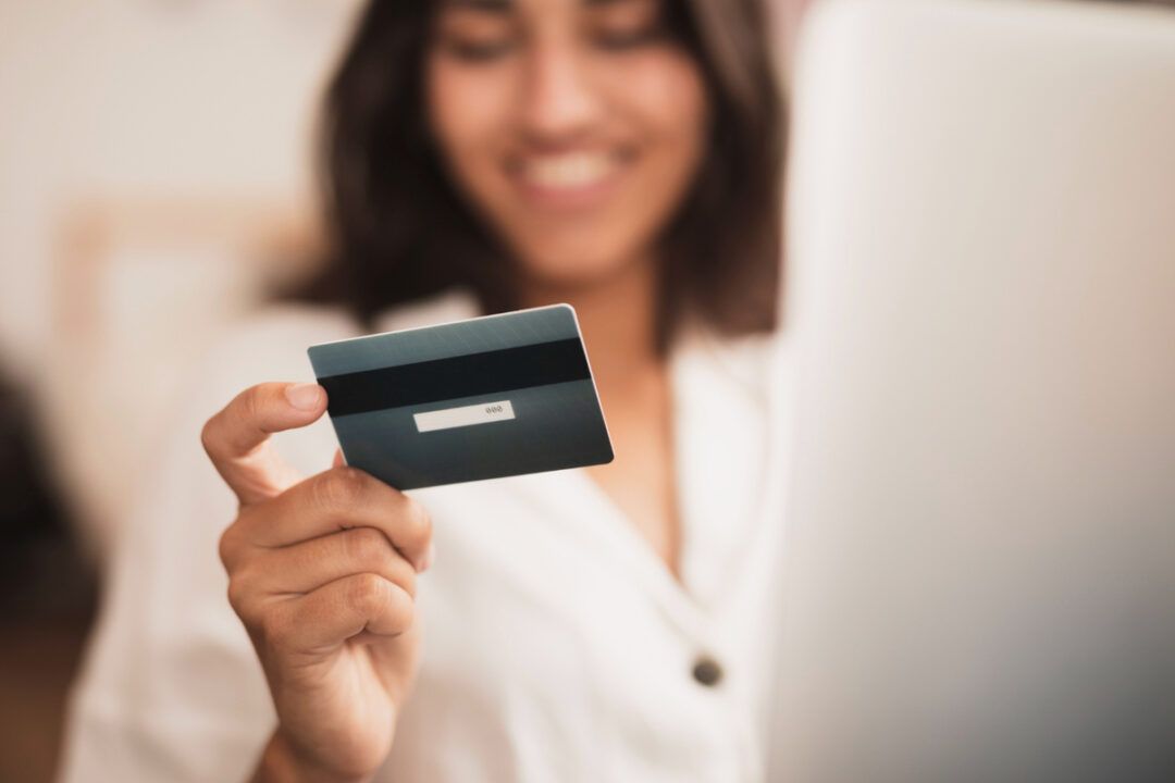 Pagamentos recorrentes crescem e exigem adaptação externa