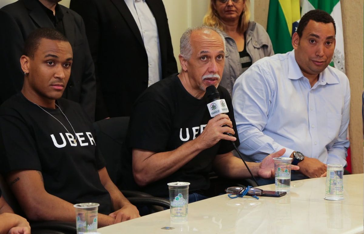 Osasco firma patrocinio uber enio vecchi