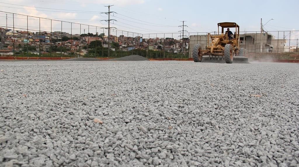 campos-maria-helena-e-parque-viana-tambem-recebem-gramados-sinteticos-0