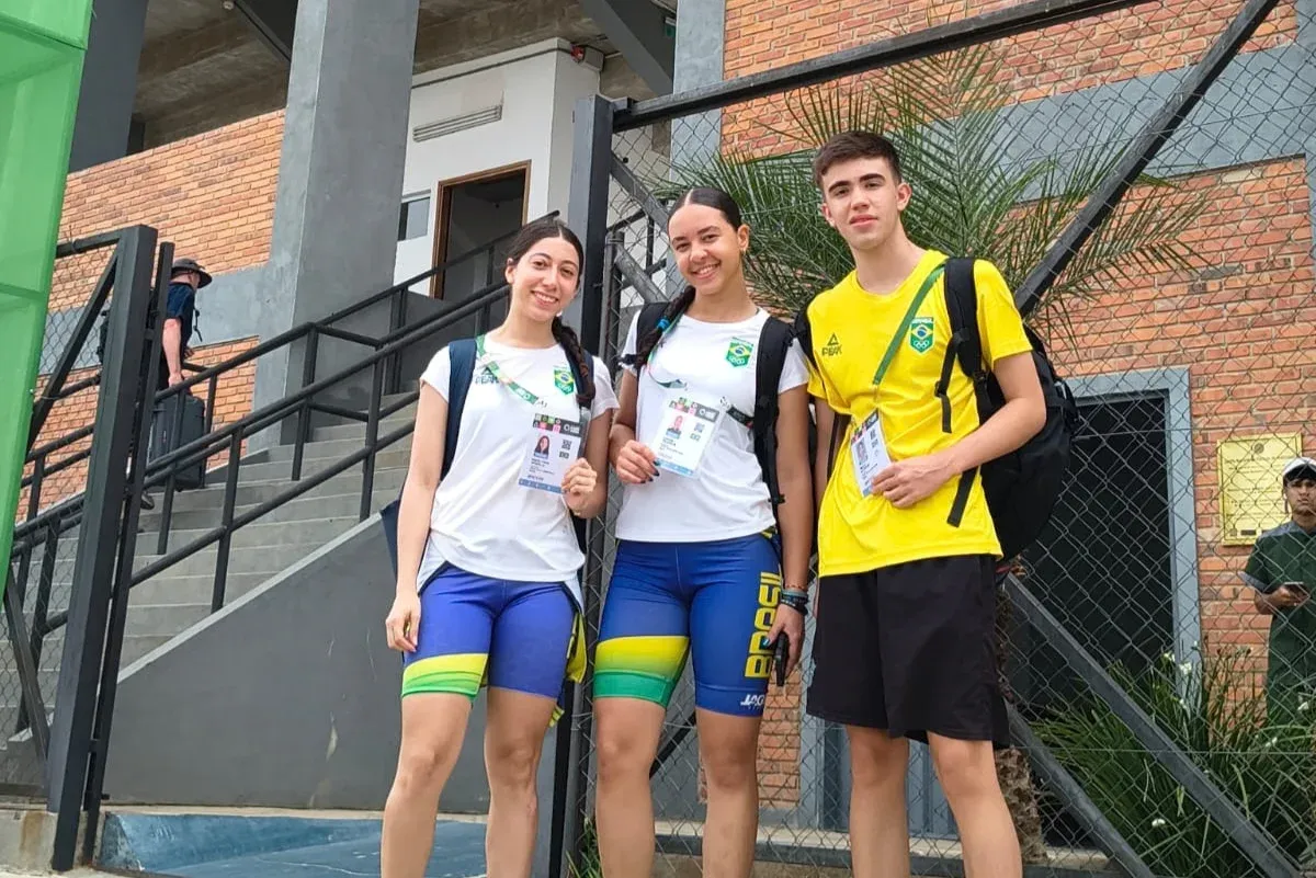 O trio treina com a Equipe Gotcha na FIEB Alphaville