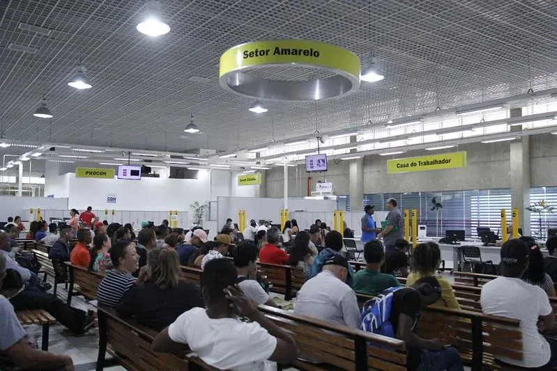 Desde segunda-feira (19), o atendimento presencial também está disponível no setor amarelo do Ganha Tempo