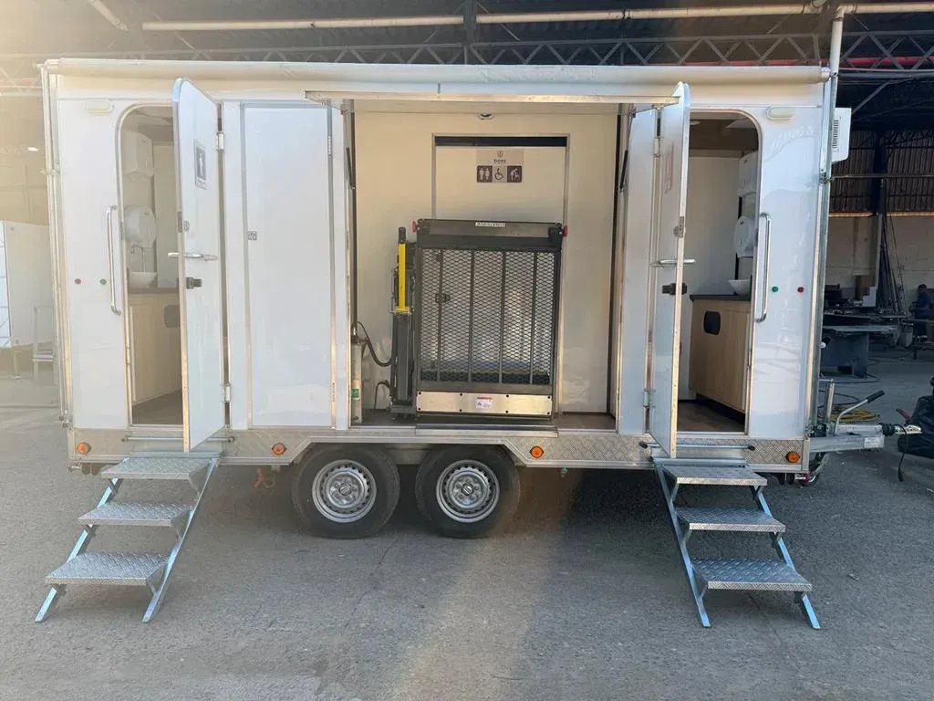 Foram instalados três trailers com um total de 23 cabines