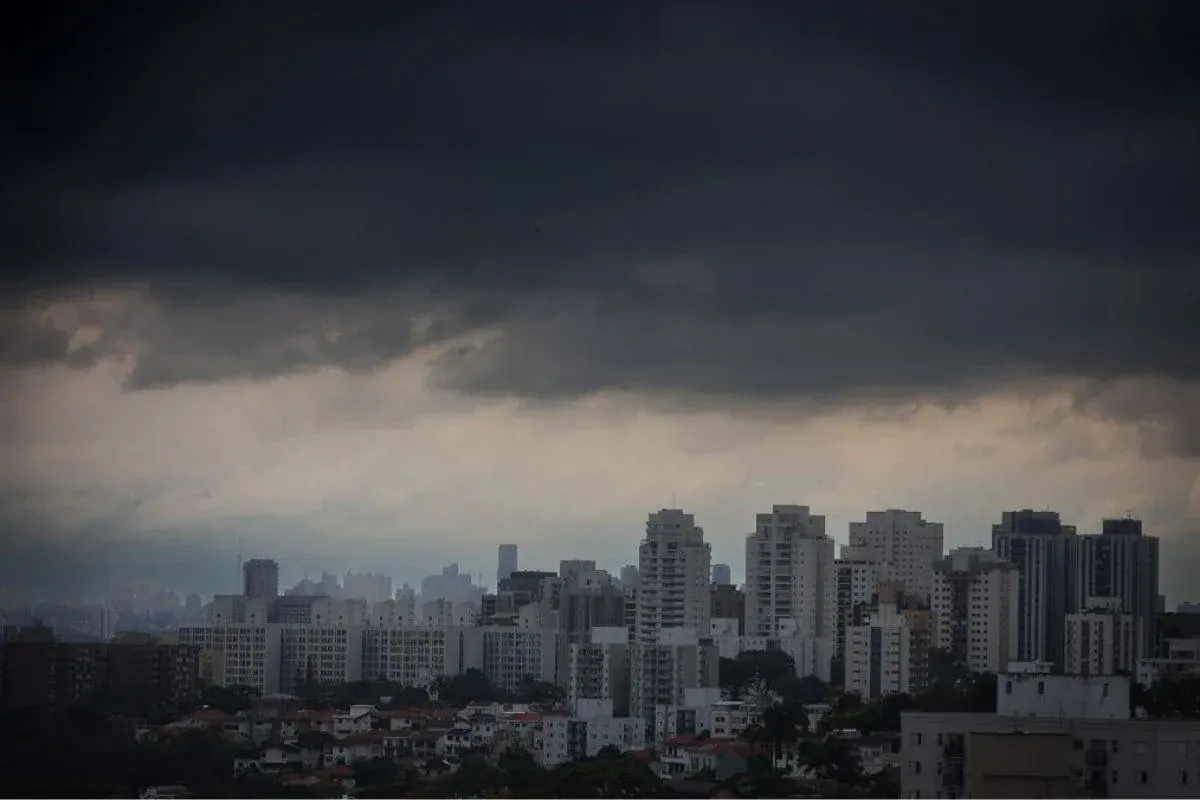 Chuva volta a Barueri nesta quinta-feira (11) e previsão indica instabilidade até domingo (14)